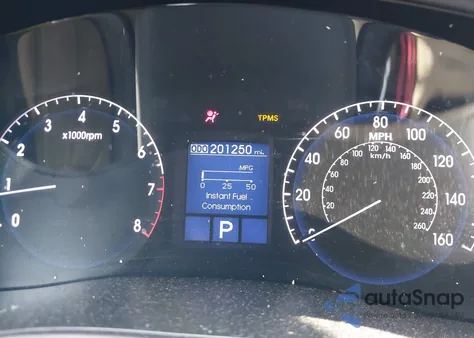 2011 Hyundai Genesis 4.6 из США, поврежденный, VIN KMHGC4DF7BU113740